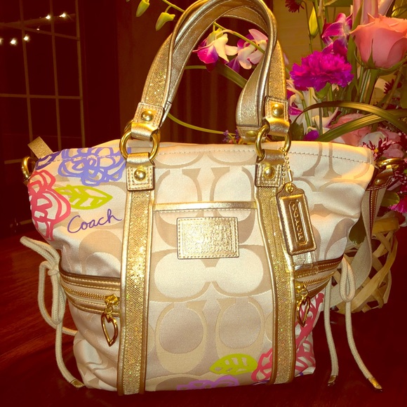 Coach Handbags - Glam Coach Poppy Purse
